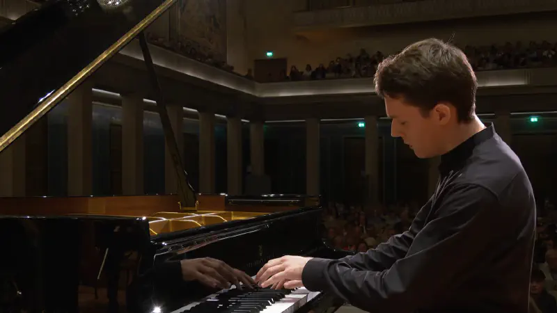 Lukas Sternath Pianist ARD Musikwettbewerb Finale